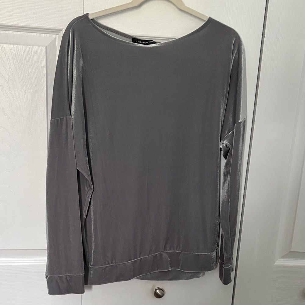 Jones New York Velvet Crew Neck